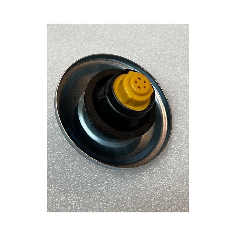 International Harvester Scout 80 800 New Fuel Gas Cap Locking