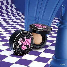 Bobbi Brown 갤러리아 바비 브라운 앨리스 인 원더랜드 웨이트리스 스킨 파운데이션 Galleria Bobbi Brown Alice in Wonderland Waitress Skin Foundation