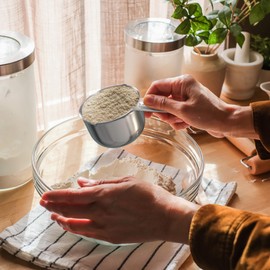 Color Up 2 Cup Measuring Cup, 480ml Stainless Steel Metal, Easy-Pour Spouts, Engraved Markings, Flat Base, Dishwasher Safe, for Dry and Liquid Ingredients