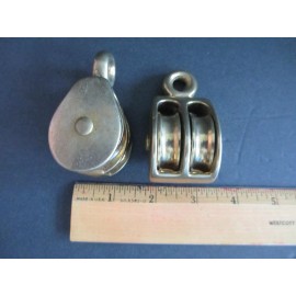 Unknown 2pc DOUBLE WHEEL BRASS SHEAVE CAST BRASS PULLEY ROPE WIRE       C22