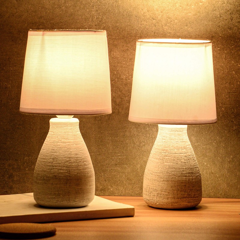 BRUBAKER Table Lamp Bedside Lamp 28 cm White Ceramic Lamp