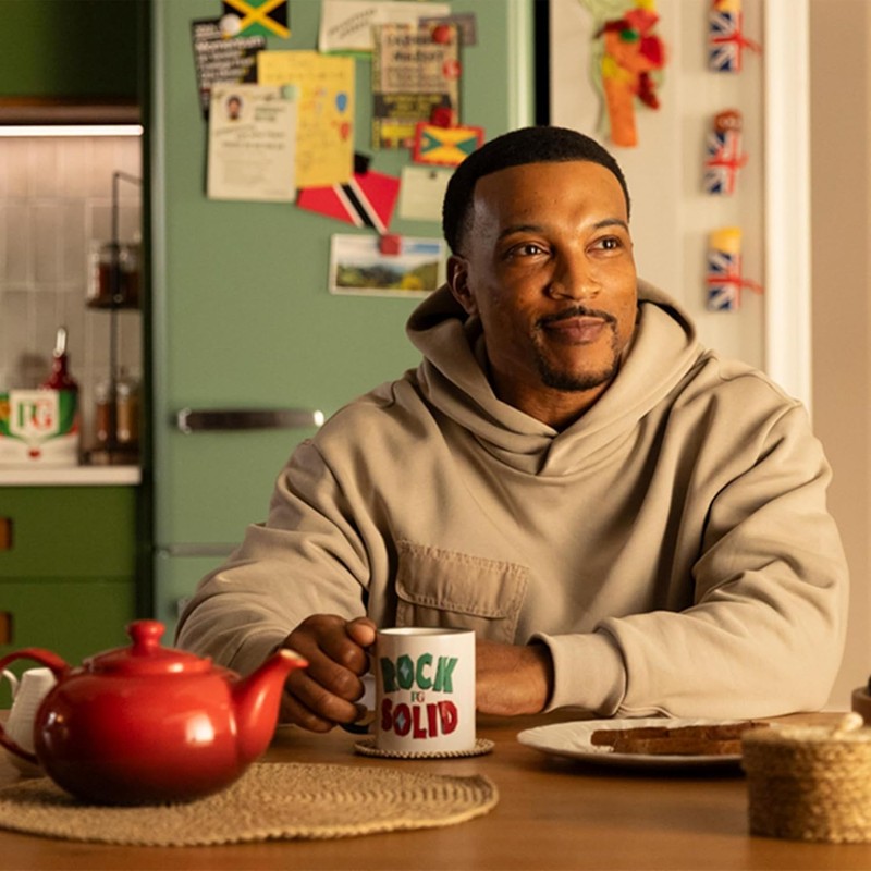 PG Tips Black Tea Bags Non-Pyramid, 80 Count (Pack of