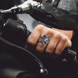 Bandmax Stainless Steel Retro Vintage Style Ring for Men Women Cobra Snake Rings Size 11 Climbing Serpent Rings Snake Jewelry for Women