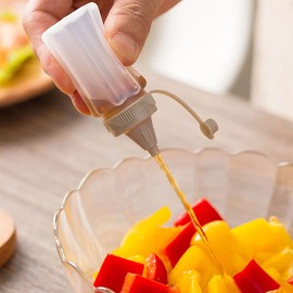 RAYNAG 8 pcs Mini Condiment Squeeze Bottle Sauce Containers Ketchup Bottles Portable Honey/Oil Dressing Bottles Dipping Container for Lunch Box Picnic Trave