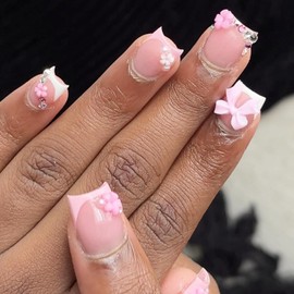 Pink French Tip Press on Nails Short Bow Fake Nails with Flower Rhinestones Pearl Design Square Glue on Nails Cute False Nails Artificial 3D Flower Acrylic Nails Glossy Stick on Nails Decoration 24Pcs