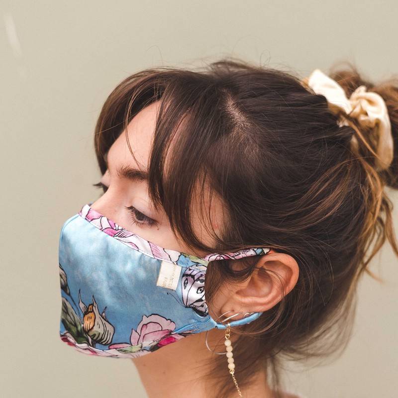 Holistic Silk Pure Silk Face Covering Coffee Flower Medium