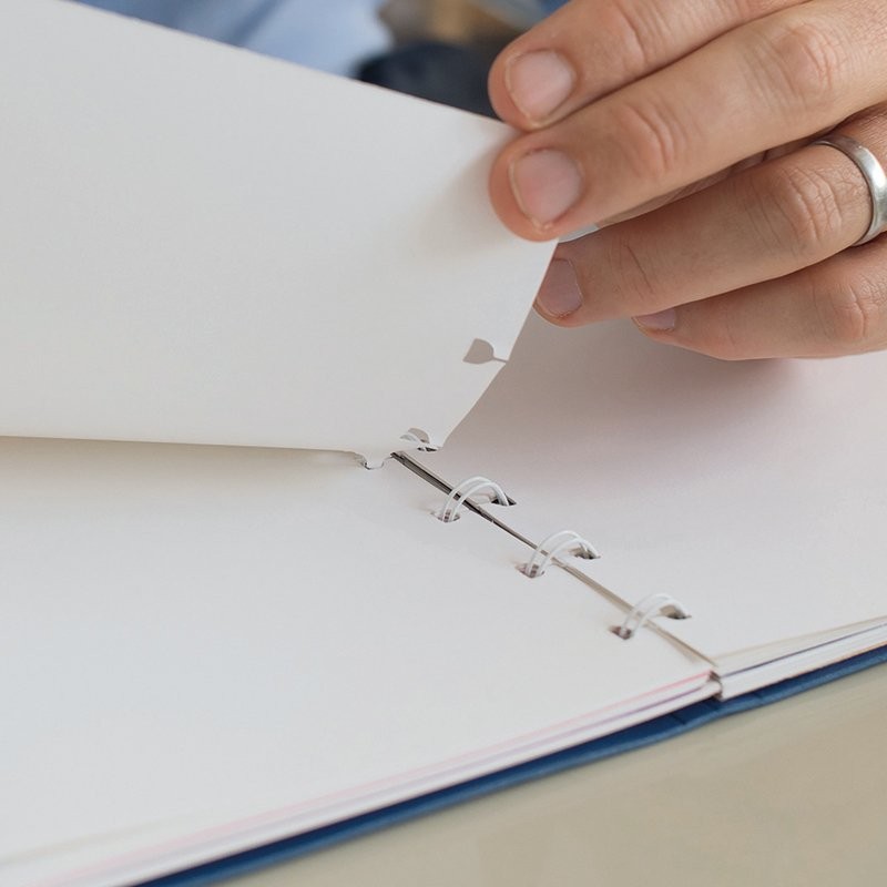 Filofax A5 Refillable Notebook - Fuchsia