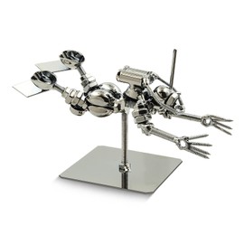 Boerni Creative Retro Diver Model Statues,Metal Underwater Adventure Diving Swimming Figurine Model Sculpture Ornament Modern Collection Shelf Gift for Birthday Home Office Decor Ornaments