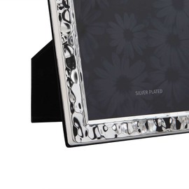 Frametigo Silver Plated Narrow Hammered Photo Frame - Fits Photo Size 4"x6" (10x15cm)