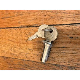 Euro lock New Lock and Key A&A Global Parkway Bulk Vending A & A Gumball Candy Toy machine