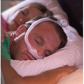 DreamWear with headgear, small frame and large cushion