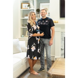 Baby Be Mine Maternity Nursing Delivery Robe & Baby Girl Swaddle Blanket Set with Daddy T-Shirt (2X Large/3 X-Large Robe -3X Large Tshirt, Willow)