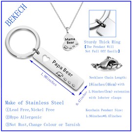 BEKECH Papa Bear Mama Bear Keychain Necklace Set Family Couples Jewelry Gifts for Mom & Dad (3 Cubs)