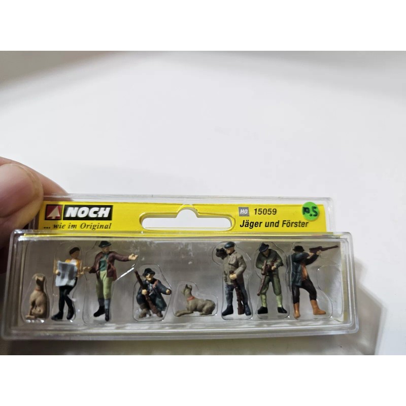 Noch Hunters And Forestors 15059 HO Scale