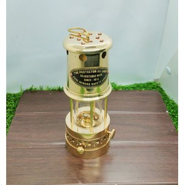 Fully Functional Brass Vintage Miner's lamp-Replica Safety Coal Mine Oil lamp-Outdoor/Indoor Decor-Housewarming-Christmas-Birthday-Dad Gift,Gold,VC-LAMP