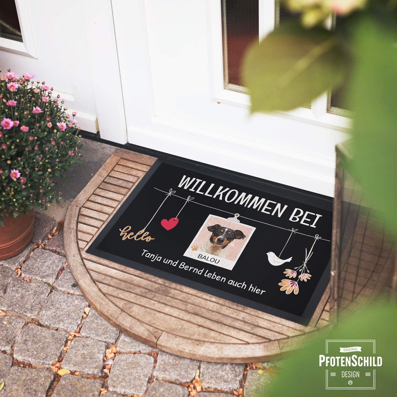 PfotenSchild Doormat with Saying "Willkommen bei " (Welcome to German