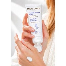 mariko Marico New Youth Hand Care 75ml Highly Moisturizing Elasticity Hand Cream / 마리꼬 뉴유스 핸드케어 75ml 고보습 탄력 핸드크림