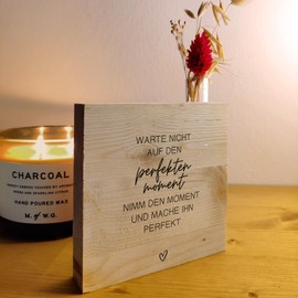 Geschenke Für Frauen - Der perfekte Moment Holzbild 11x11x2cm zum Hinstellen auf's Regal/Sideboard mit Reagenzglas - Freundin Geschenk, Motivationsgeschenke, Sprüche Bilder, Schild Freundschaft, Bild