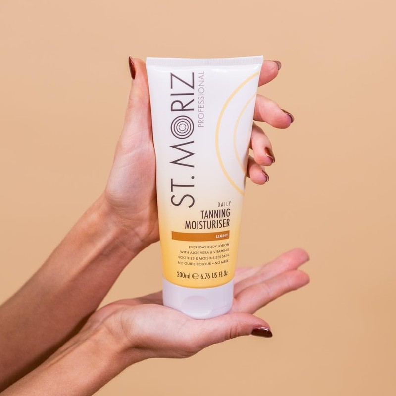 St. Moriz Golden Glow Lotion with Self-Tanning Effect, 200 ml