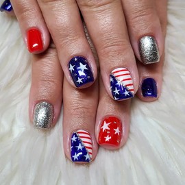 24Pcs Fourth of July Press on Nails Short Square Fake Nails with Silver Glitter Designs Independence Day Patriotic False Nails Reusable American Flag Glue on Nails 4th of July Acrylic Nails For Women