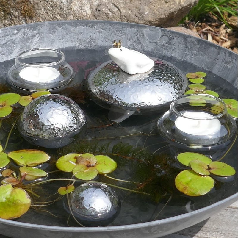 Storm's Gartenzaubereien Mini Pond Complete Set with Swimming Frog Ceramic