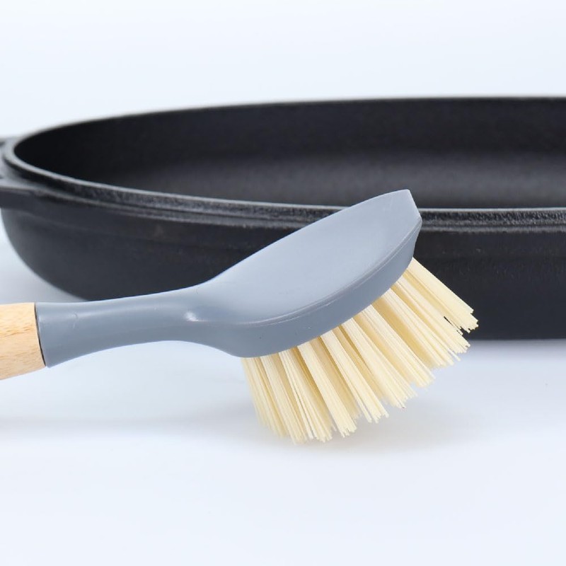 White Magic Eco Basics Cast Iron Brush – Ergonomic Bamboo