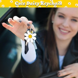 SwilrColor Women's Key Chain, Pack of 2 Cute Daisy Flower Key Chain Bag Charm Floral Charm for Purse Metal Key Ring Aesthetic for Flower Lovers, White