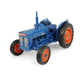 Universal Hobbies UH6273 1962 Fordson Super Dexta Miniature Tractor