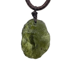 BOLFFU BOLFFU Moldavite Crystal Necklace,Raw Czech Meteorite Tektite Stone Healing Crystal Necklace,Green,Irregular Shape