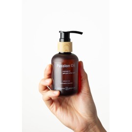 BANANA Passion Massage Oil 120ml - All Natural 100% Essential Oils - Jasmine Neroli Ylang Ylang Violet Frankincense with Grapeseed, Jojoba Carrier Oils - Body Oil for Women - Muscle Relaxing