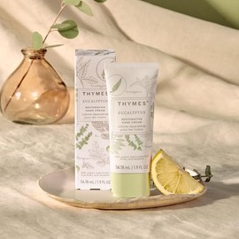Thymes Crema De Manos Reparadora Para Mujeres Y Hombres - Crema De Manos Hidratante En Formato Viaje - Notas De Aceite De Eucalipto, Limón, Petitgrain