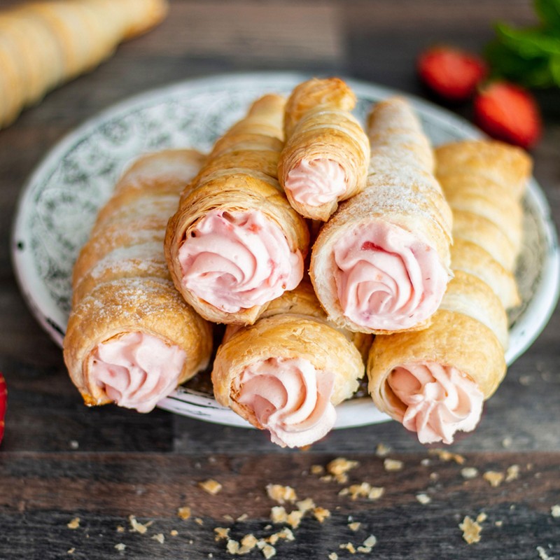 Staedter Cream Horns, 14 cm Height x 3.5 cm Width,