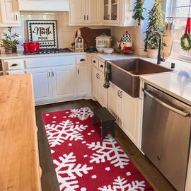 Estmy Red Snowflake Christmas Bathroom Runner Rug 18''W x 45''L, Cute Winter Seasonal Christmas Extra Long Bath Mat Non Slip Washable, Holiday Festive Xmas Bath Runner Shower Floor Mat