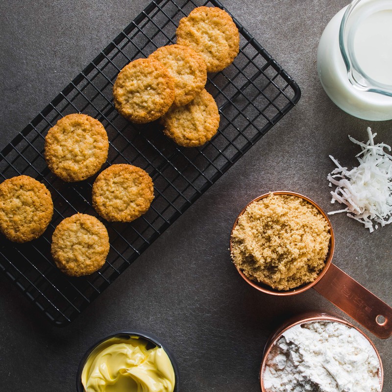 Thinsters Cookie Thins Toasted Coconut, Non GMO, 4 Ounce, Pack