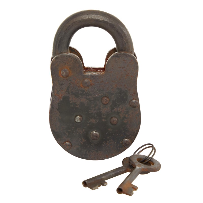 Deco 79 Brass Metal Lock And Key, 4" x 1"