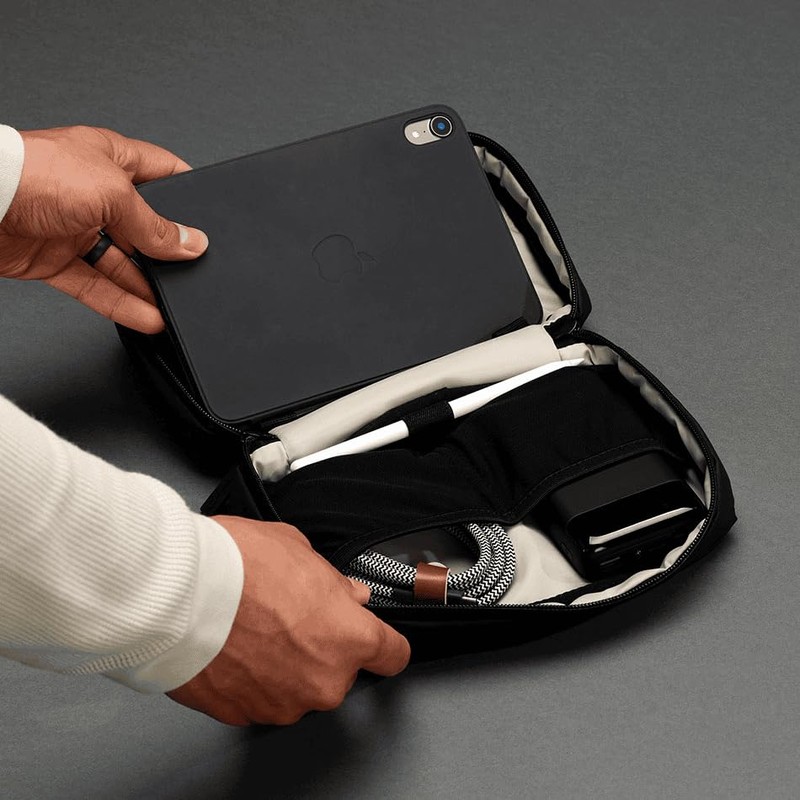 OGIO Unisex's Black Pace Pro Tech Case, One Size