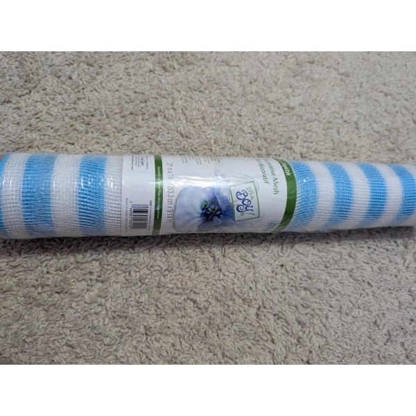 Decorative Mesh Roll Blue White NEW 21" inches