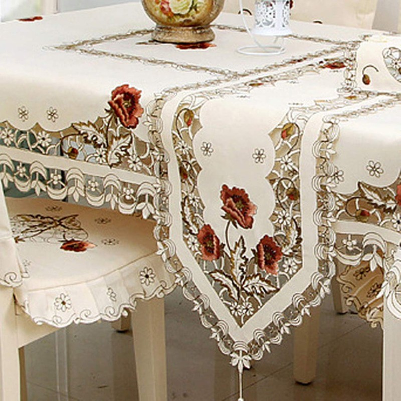 LeLehome Classic Flowers Embroidered Lace Table Runner 15" X 69"