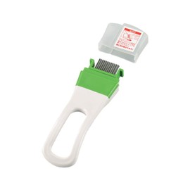 Shimomura Kougyou Made in Japan Full Veggie Smile White Hair Scallion Cutter FVS-616 (Tsubamesanjo, Niigata), Color: White, Green, Size: 6.8 x 3.1 x 1 inches (172 x 78 x 25 mm)