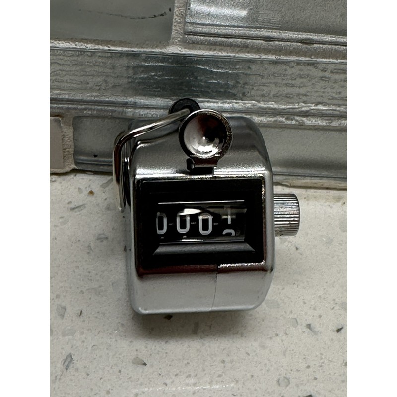 STAPLES Tally Counter Handheld 4 Digit Lap Counter Manual Mechanical