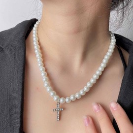 Wendalern Faux Pearl Necklace Choker Tiny Cubic Zirconia Cross Necklace Imitation Pearl Chain Crucifix Necklace CZ Faith Cross Pendant Necklace Y2K Jewelry for Women Girls