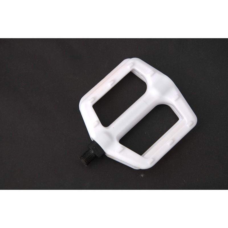 Lightweight X-Rated BMX Kids Bike Flat Platform 1/2" Axle DX