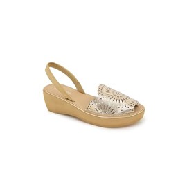Kenneth Cole REACTION Women's Fine Glass Wedge Sandal, Soft Gold, 7.5