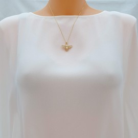 Kiara Jewellery 925 Sterling Silver Bumble Bee Pendant Necklace with Matching 18" Sterling Silver Gold Plated Chain, Yellow Gold Plated, Diamond