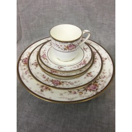 Noritake China Brently #9730 5 Piece Place Setting