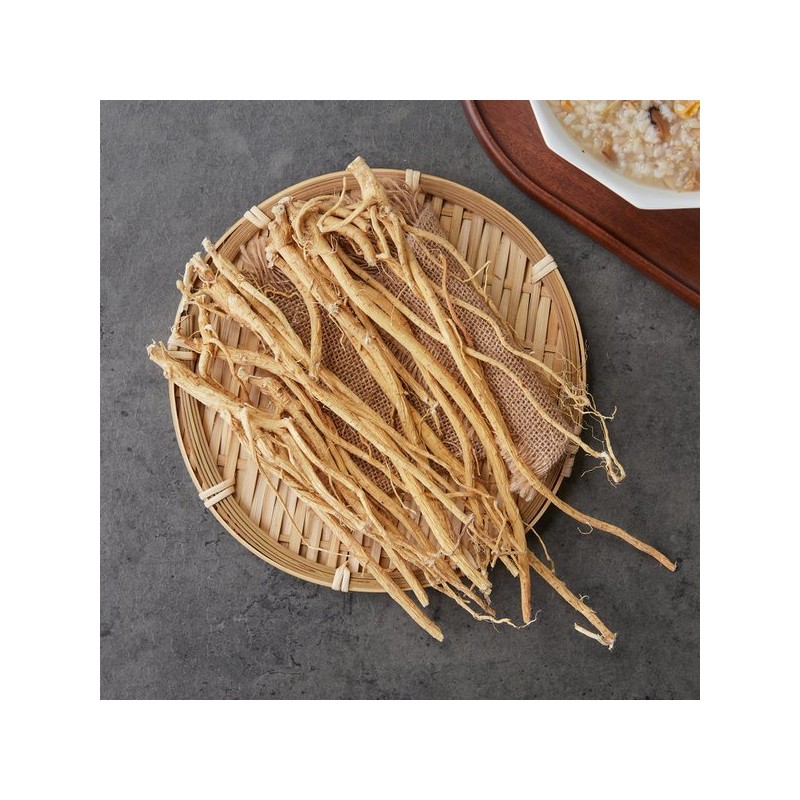 영양을 가득 담은 황기 100g 100g of Nutrient-Packed Astragalus