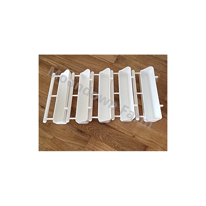 Moondown Farm Bird Cage Feeder with Perch 17.5cm for Budgie,