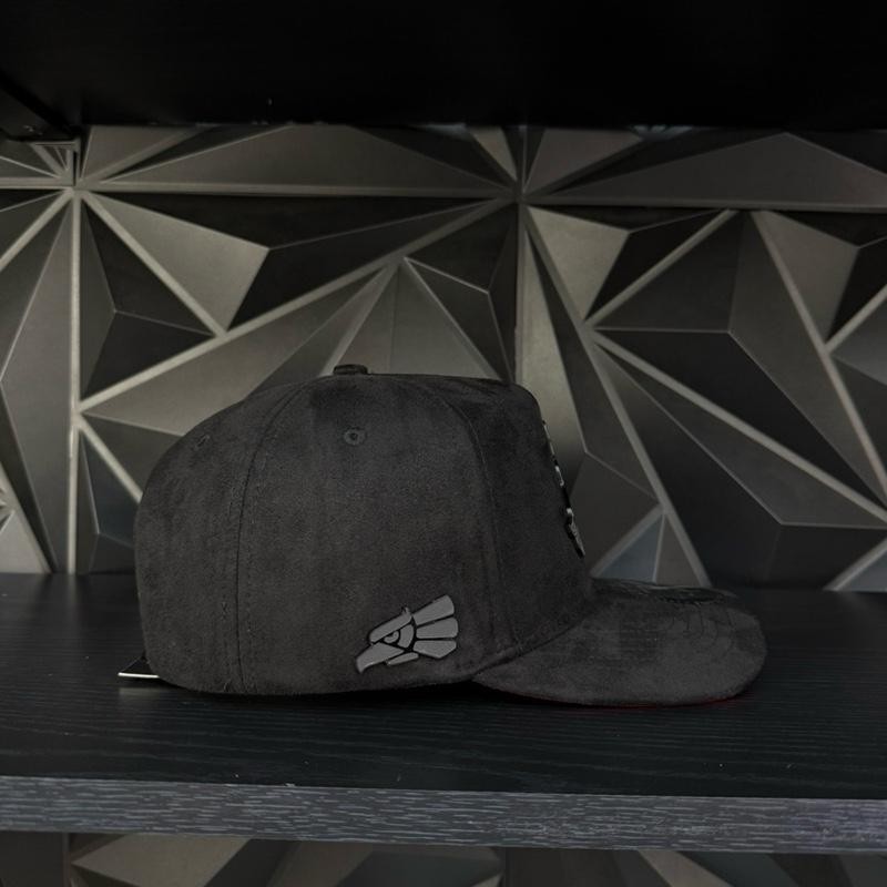 Campeche México SnapBack Hat-black/red suede