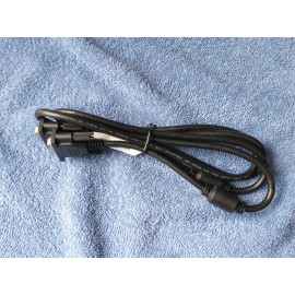 Unbranded 5.5-Foot VGA to VGA Cable [VGA-Male to VGA-Male]