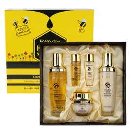 Farmstay Essential Skincare 3-Piece Set, 1 Set / 팜스테이 에센셜 스킨케어 3종세트, 1세트